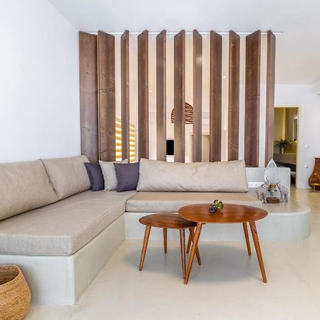 Wave, An Idyllic Seafront Suite By Nirousuites Kokkini Hani Bagian luar foto