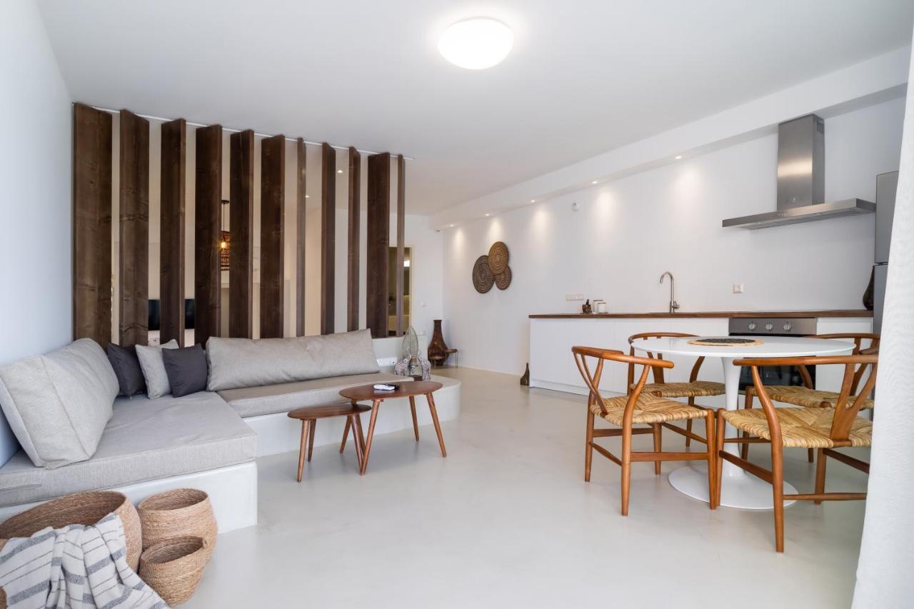 Wave, An Idyllic Seafront Suite By Nirousuites Kokkini Hani Bagian luar foto