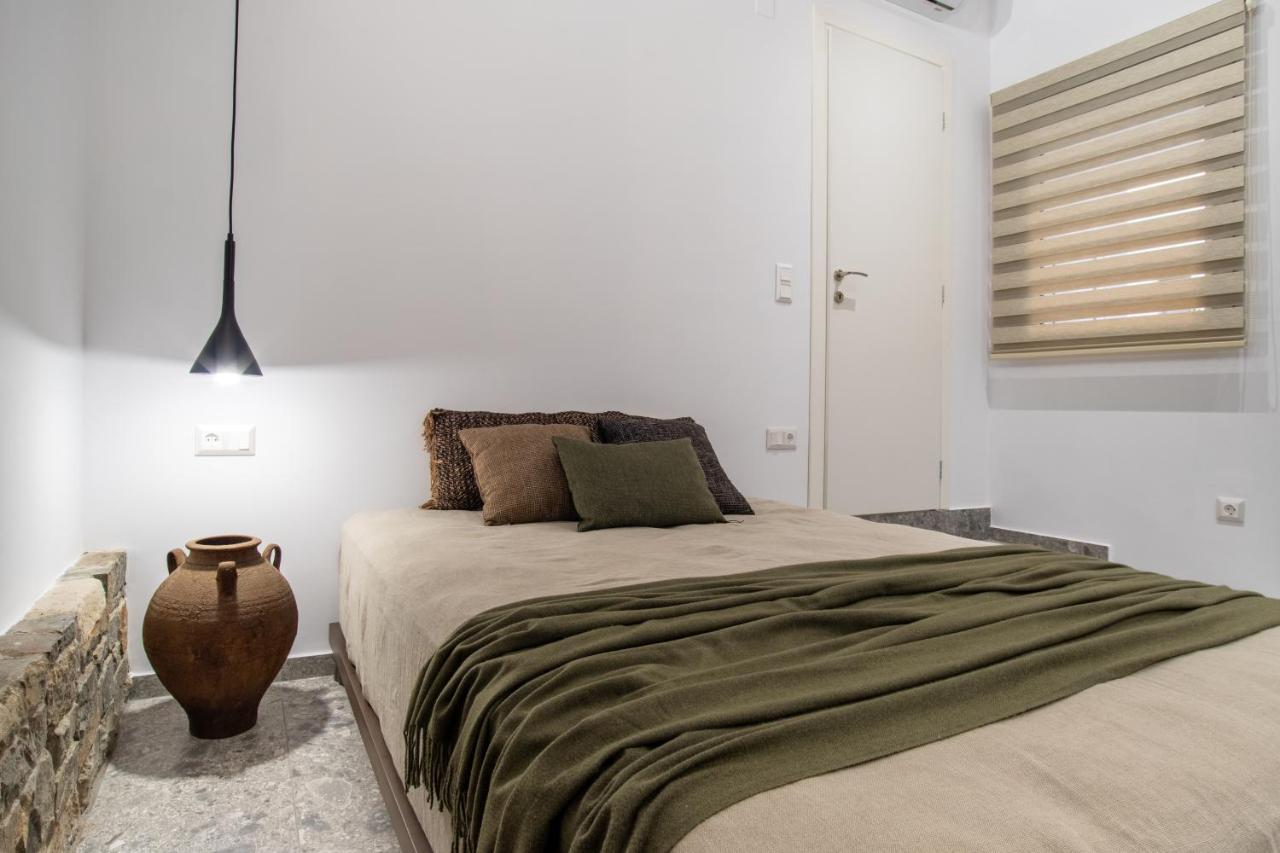 Wave, An Idyllic Seafront Suite By Nirousuites Kokkini Hani Bagian luar foto