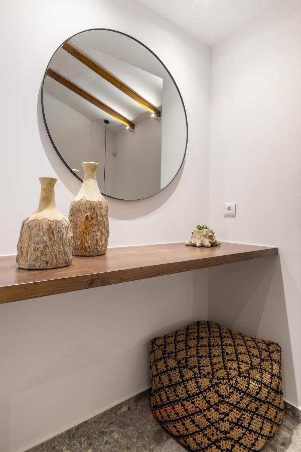 Wave, An Idyllic Seafront Suite By Nirousuites Kokkini Hani Bagian luar foto